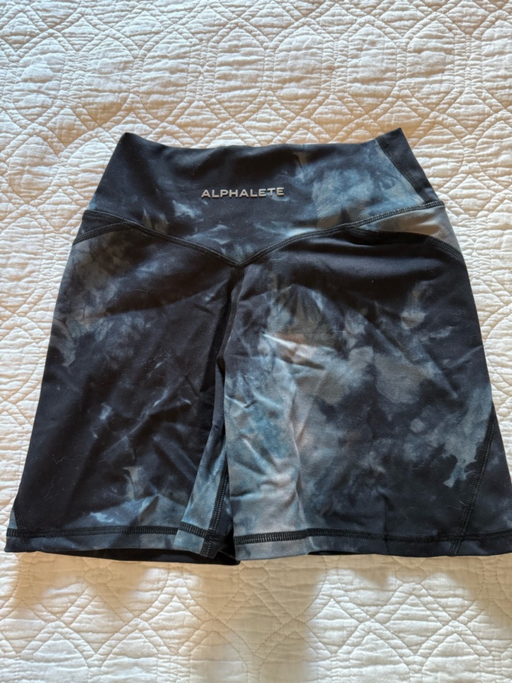 Alphalete Alphalux Diamond Dye Shorts - Picture 2 of 2